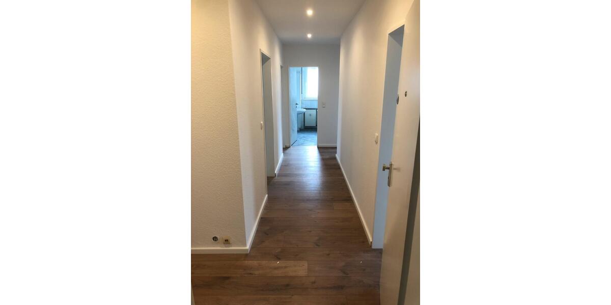 Erdgeschoßwohnung Bünde - 3 Zimmer, 80 m&sup2;, 810&euro; | Angebot:25832930