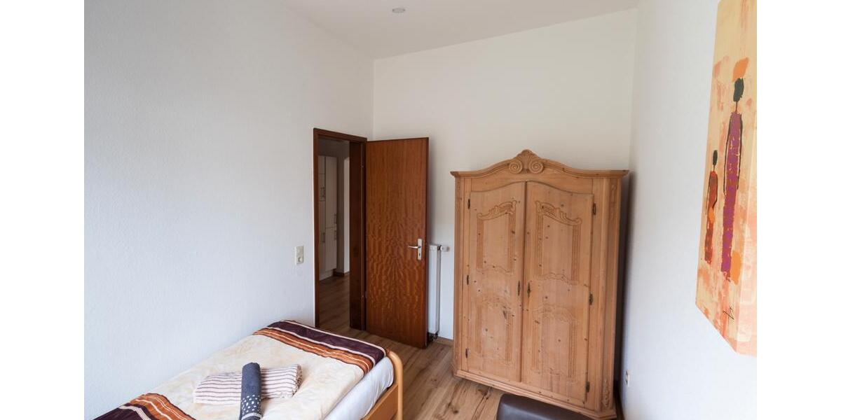 Etagenwohnung Bad Oeynhausen - 4 Zimmer, 100 m&sup2;, 1.000&euro; | Angebot:26632415