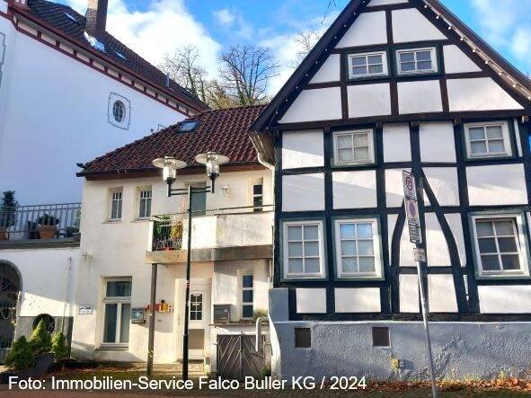 Einfamilienhaus Vlotho - 6 Zimmer, 180 m&sup2;, 169.000&euro; | Angebot:25733598
