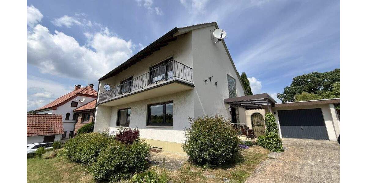 Einfamilienhaus Kalletal-Langenholzhausen Langenholzhausen - 5 Zimmer, 131 m&sup2;, 249.000&euro; | Angebot:25774446