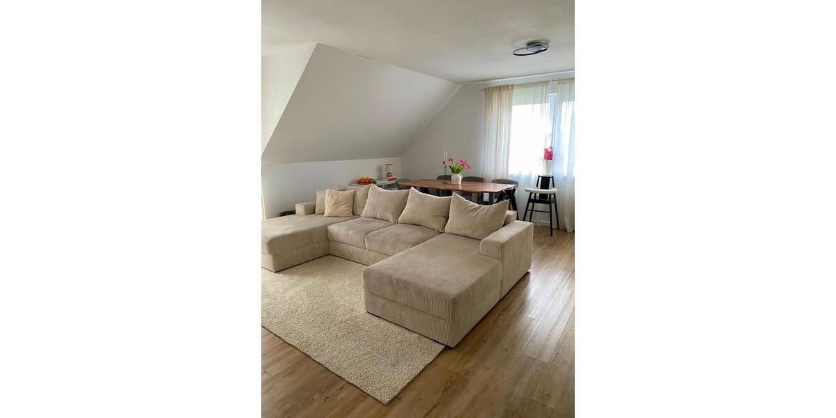 Etagenwohnung Herford - 5 Zimmer, 114 m&sup2;, 1.370&euro; | Angebot:26261256