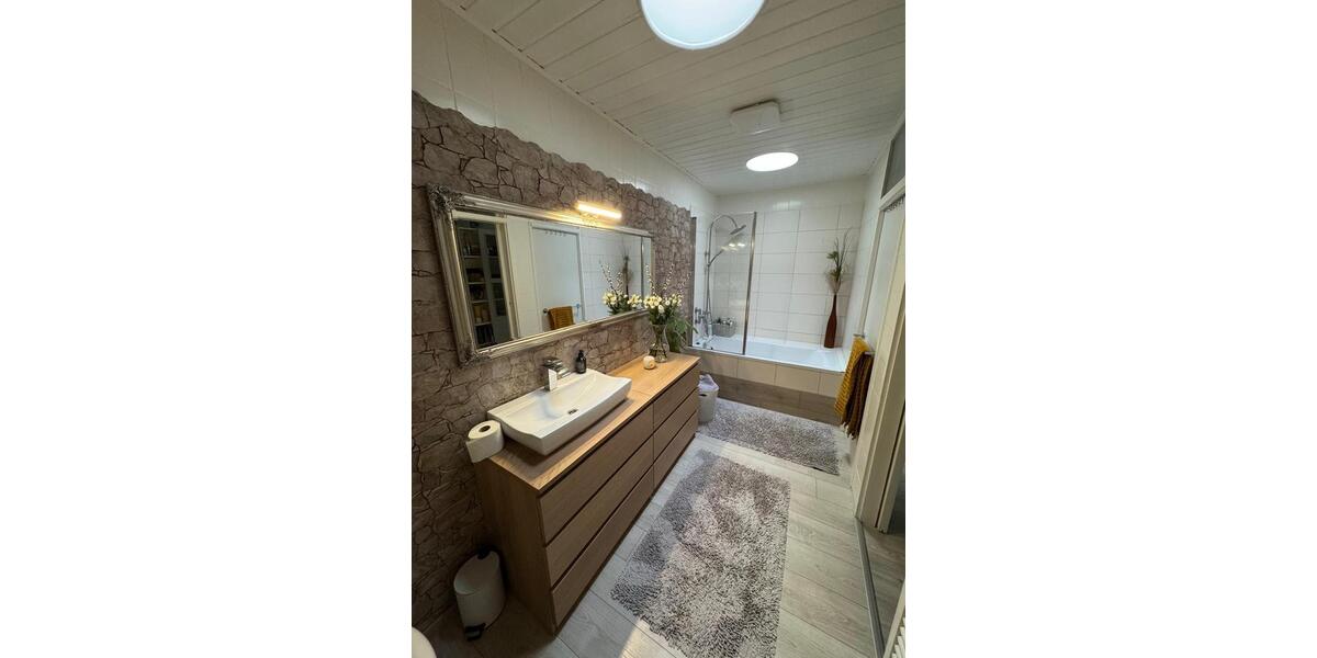 Bungalow Lübbecke - 3 Zimmer, 133 m&sup2;, 239.000&euro; | Angebot:25408062