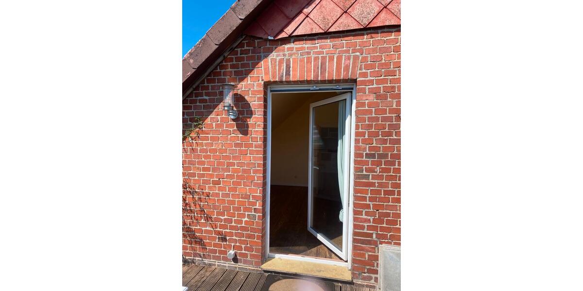 Dachgeschoßwohnung Bückeburg - 4 Zimmer, 104 m&sup2;, 206.000&euro; | Angebot:27197564