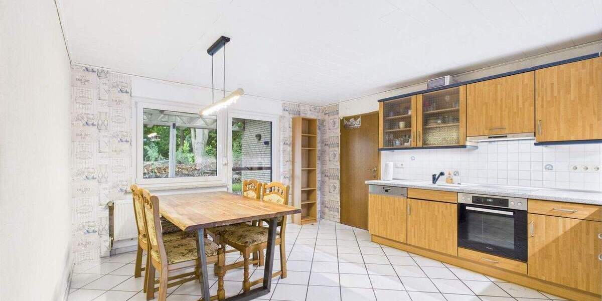 Einfamilienhaus Uchte Höfen - 6 Zimmer, 213 m&sup2;, 213.000&euro; | Angebot:25820272