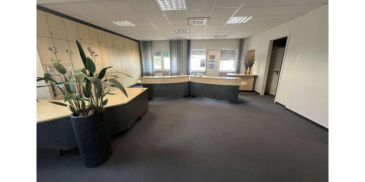 Gewerbeobjekt Herford - 1.200&euro; | Angebot:23220141