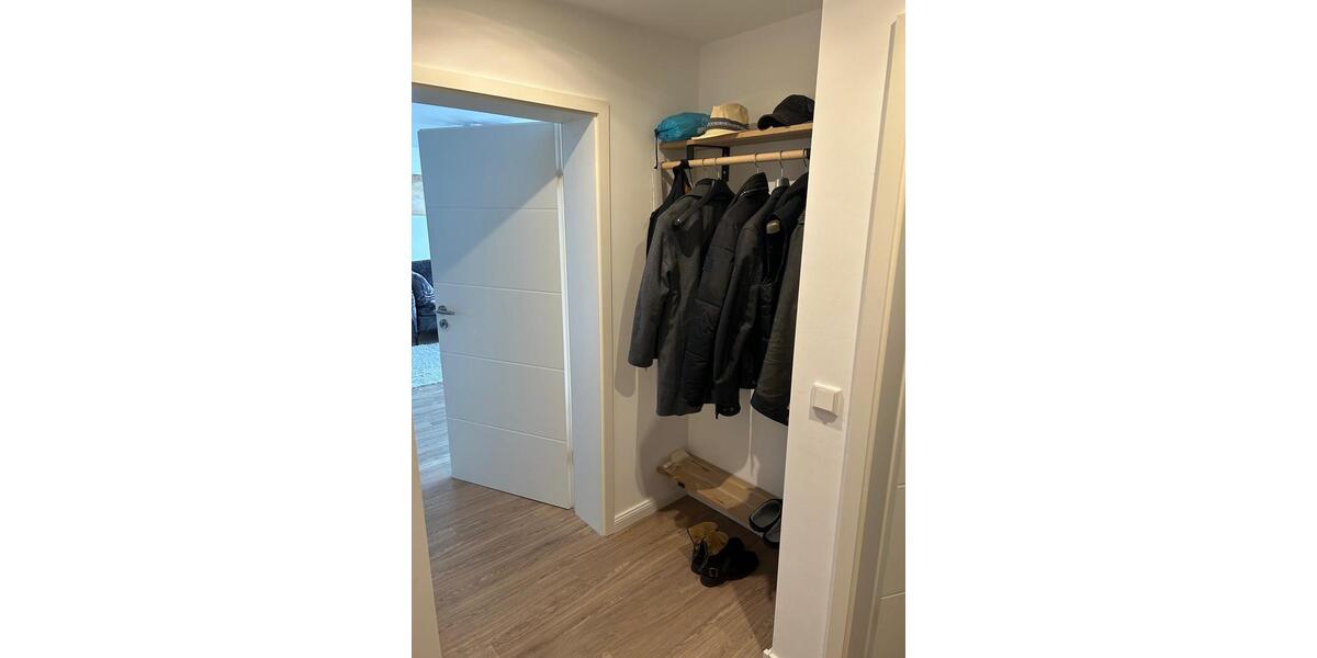 Dachgeschoßwohnung Porta Westfalica - 2 Zimmer, 81 m&sup2;, 210.000&euro; | Angebot:25150980