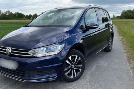 VW Touran 118.000 km 19.900 &euro; Bückeburg 31675