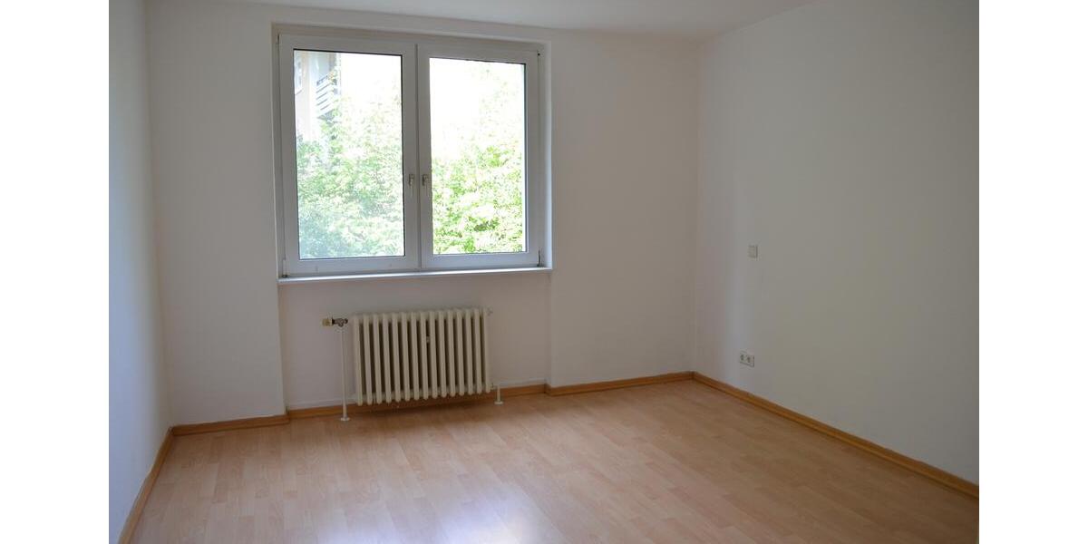 Etagenwohnung Herford Falkendiek - 4 Zimmer, 80 m&sup2;, 597&euro; | Angebot:25381972