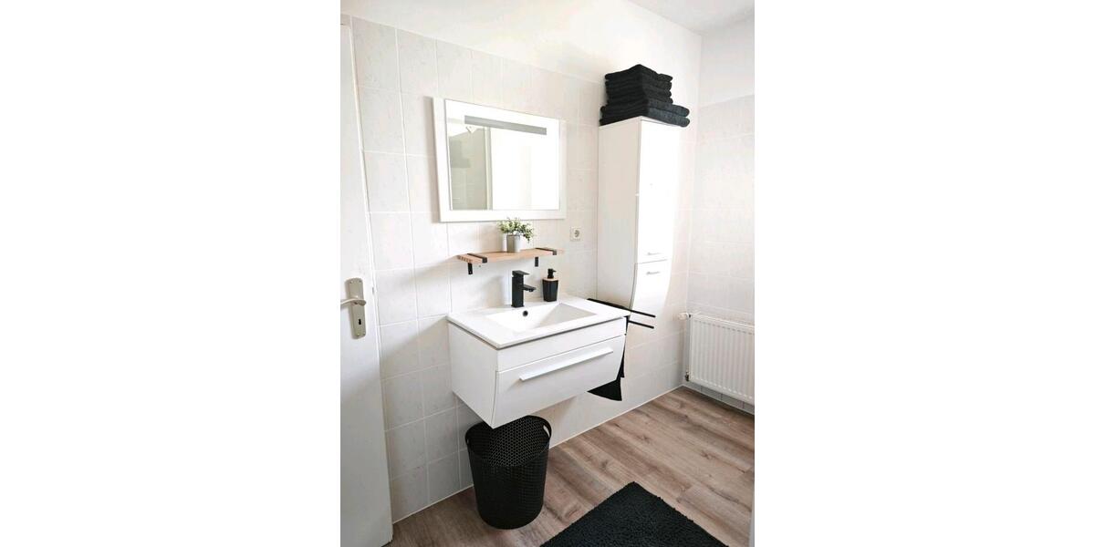 Mehrfamilienhaus, Wohnhaus Kalletal - 6 Zimmer, 180 m&sup2;, 350.000&euro; | Angebot:25332070