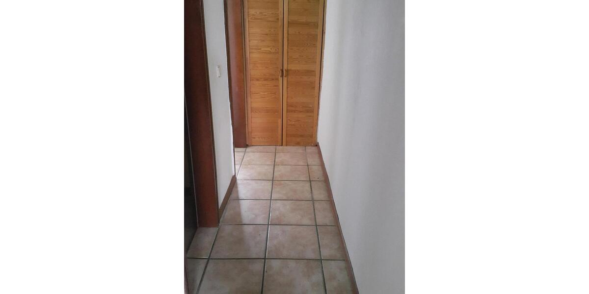 Etagenwohnung Stolzenau - 4 Zimmer, 89 m&sup2;, 95.000&euro; | Angebot:24443260