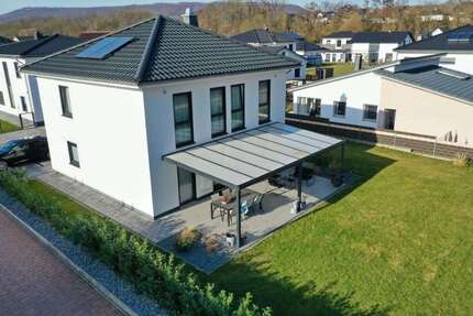 Haus Hessisch Oldendorf - 4 Zimmer, 145 m&sup2;, 499.000&euro; | Angebot:25796857