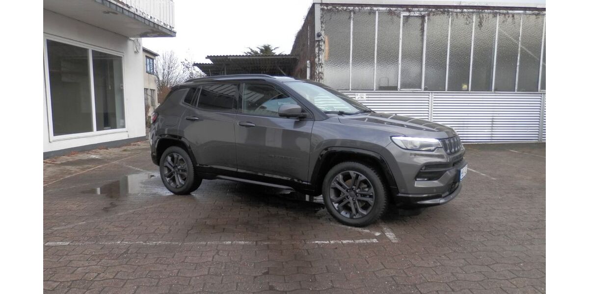 Jeep Compass 49.782 km 26.990 &euro; Bünde 32257