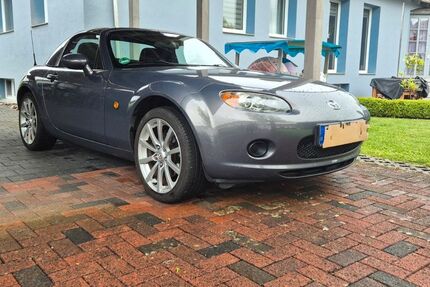 Mazda MX-5 99.300 km 9.490 &euro; Hessisch Oldendorf 31840