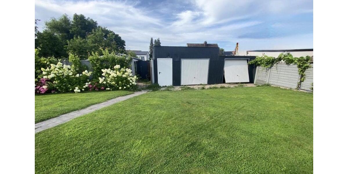 Bungalow Porta Westfalica - 5 Zimmer, 142 m&sup2;, 2.350&euro; | Angebot:25313042