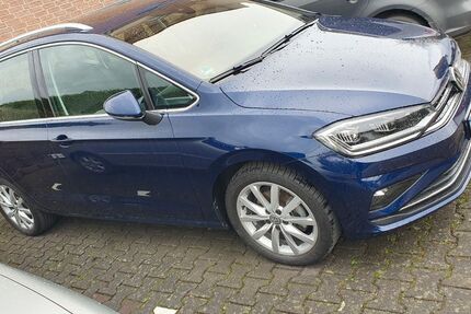 VW Golf Sportsvan 30.000 km 22.000 &euro; Kalletal 32689