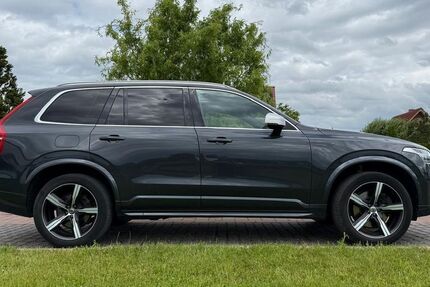 Volvo XC90 166.000 km 31.700 &euro; Extertal 32699