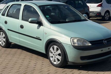 Opel Corsa 138.000 km 1.999 &euro; Löhne Mennighüffen 32584
