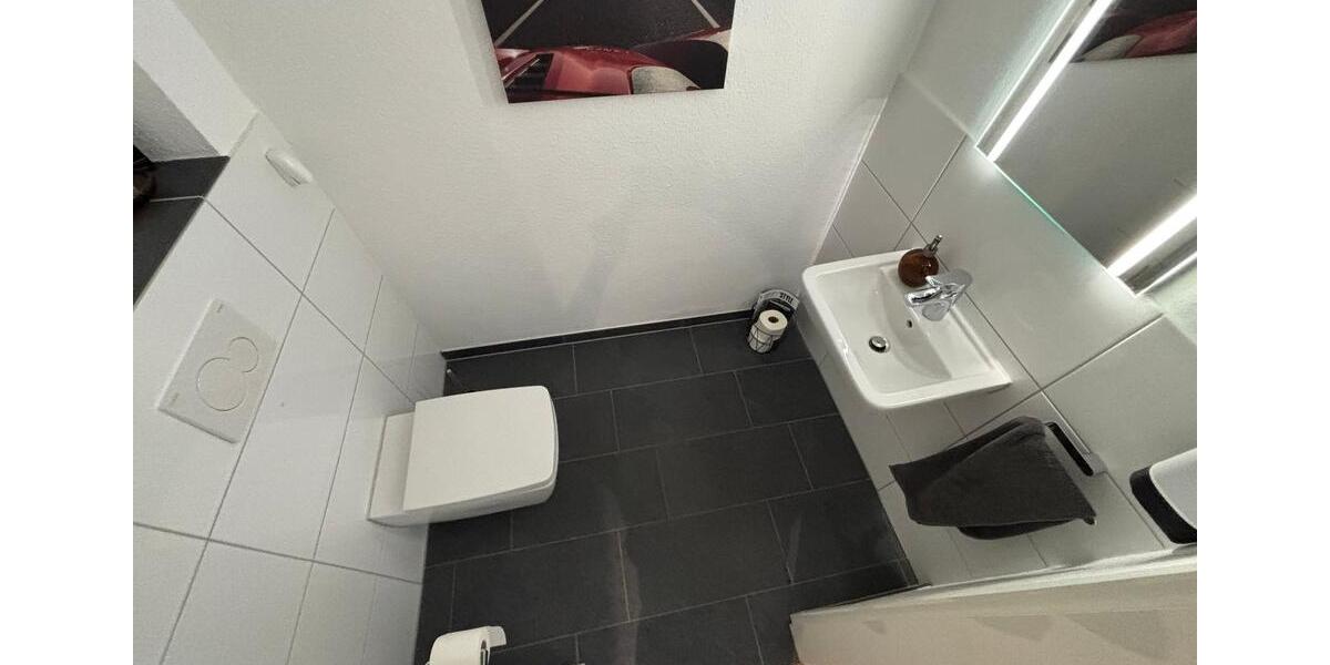 Hochparterre Herford Diebrock - 3 Zimmer, 139 m&sup2;, 1.200&euro; | Angebot:25900418