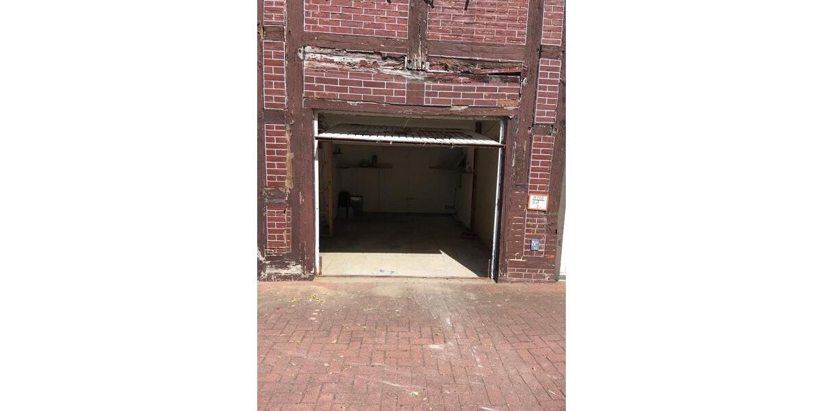 Einfamilienhaus Sachsenhagen - 10 Zimmer, 249 m&sup2;, 110.000&euro; | Angebot:26104337