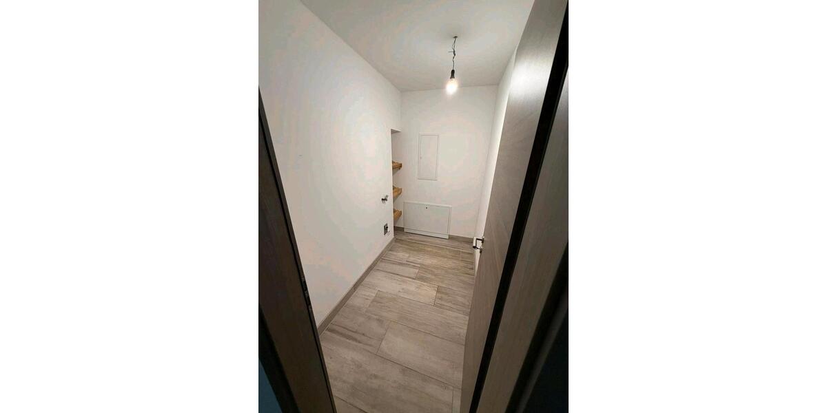 Erdgeschoßwohnung Hüllhorst - 3 Zimmer, 93 m&sup2;, 990&euro; | Angebot:26498557
