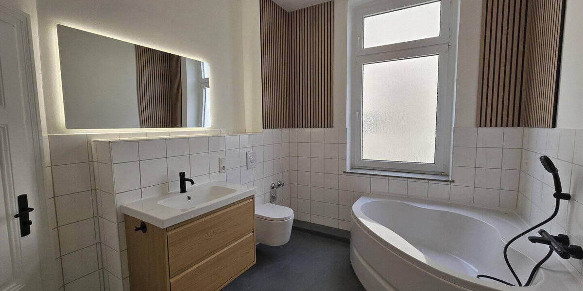 Etagenwohnung Bad Oeynhausen Innenstadt - 3 Zimmer, 80 m&sup2;, 815&euro; | Angebot:26199108