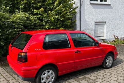 VW Golf 55.109 km 5.900 &euro; Bad Salzuflen 32107