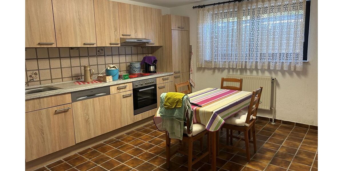 Vielseitiges Einfamilienhaus mit viel Platz und Potenzial in zentraler Lager von Stolzenau - Bungalow Stolzenau | Angebot:26858113