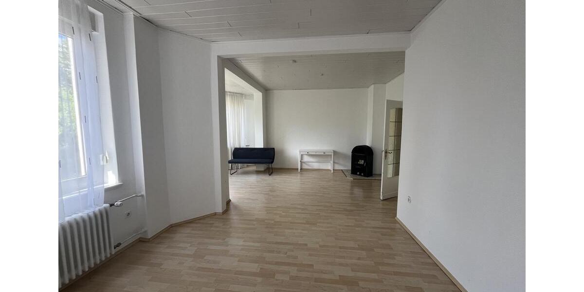 Erdgeschoßwohnung Bad Salzuflen - 3 Zimmer, 115 m&sup2;, 865&euro; | Angebot:26368668