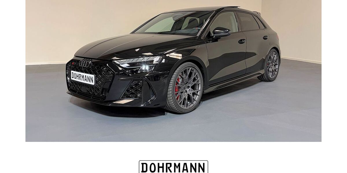 Audi RS3 3.900 km 71.983 &euro; Minden 32427