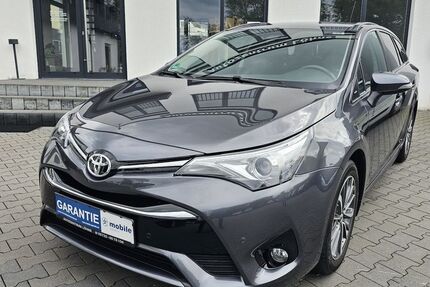Toyota Avensis 56.350 km 19.990 &euro; Löhne 32584