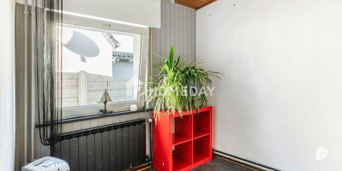 Einfamilienhaus Porta Westfalica Kleinenbremen - 7 Zimmer, 121 m&sup2;, 198.000&euro; | Angebot:25688297