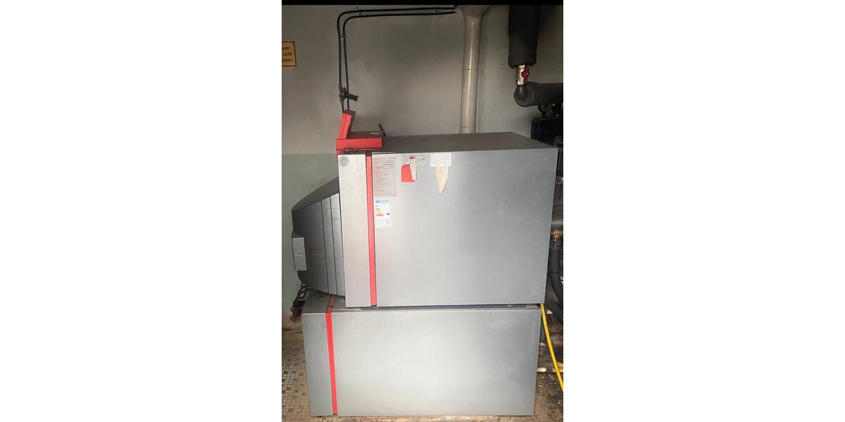 Einfamilienhaus Rinteln - 12 Zimmer, 300 m&sup2;, 300.000&euro; | Angebot:26129461