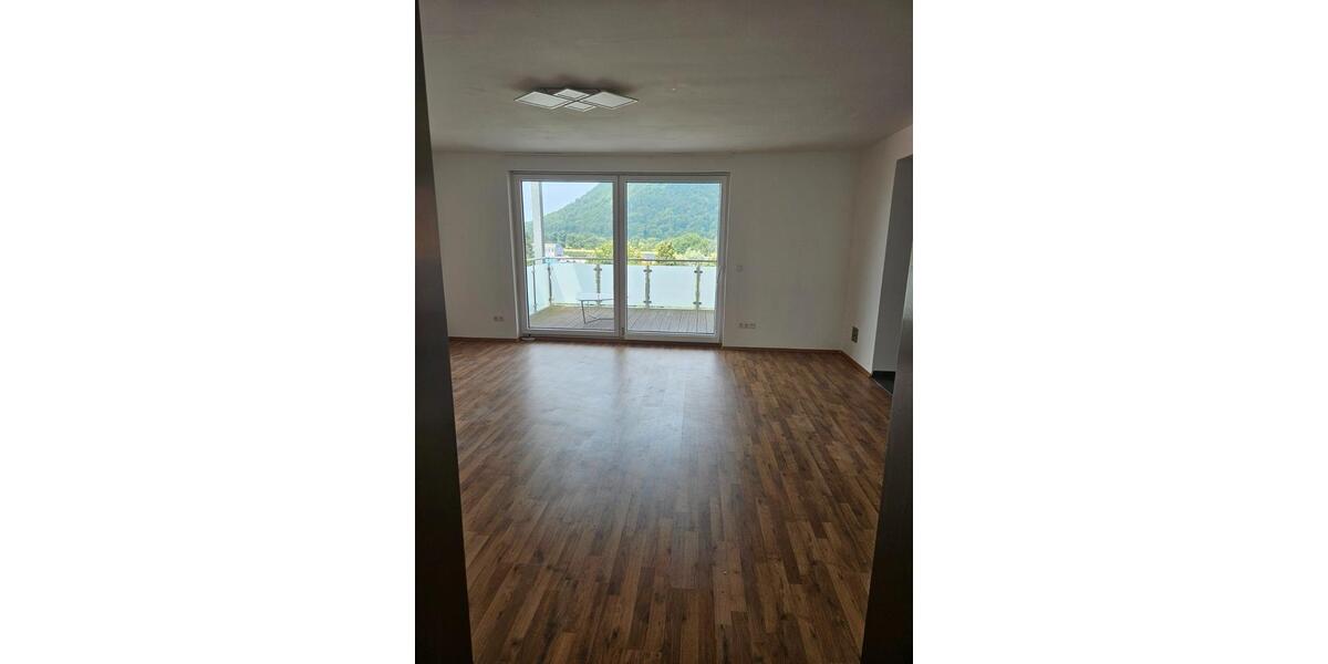 Etagenwohnung Porta Westfalica - 3 Zimmer, 99 m&sup2;, 189.000&euro; | Angebot:27193578