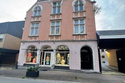 Haus Bad Salzuflen Ehrsen-Breden - 12 Zimmer, 245 m&sup2;, 289.999&euro; | Angebot:27362396