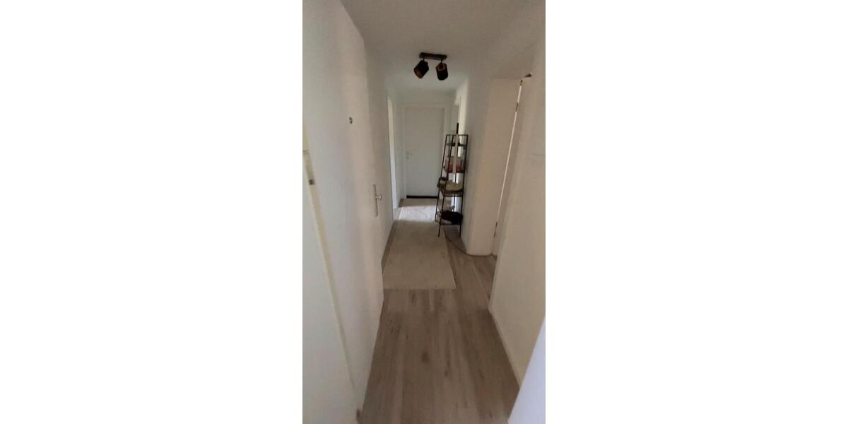 Etagenwohnung Porta Westfalica - 3 Zimmer, 65 m&sup2;, 738&euro; | Angebot:25825848