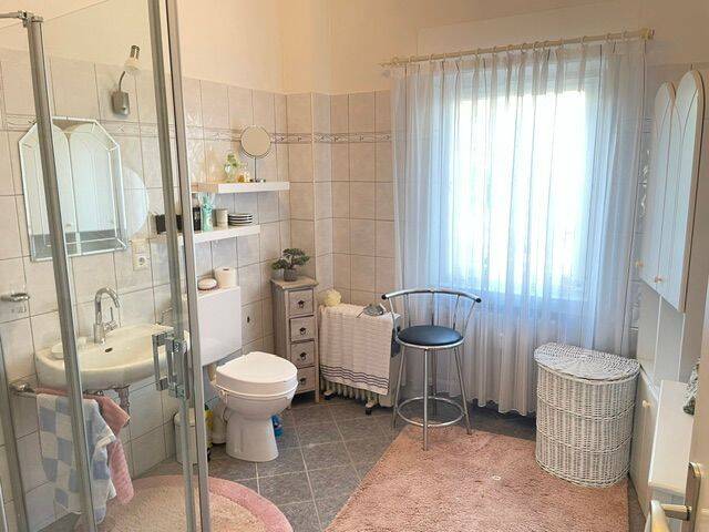 Mehrfamilienhaus, Wohnhaus Enger Besenkamp - 8 Zimmer, 210 m&sup2;, 249.500&euro; | Angebot:26852995