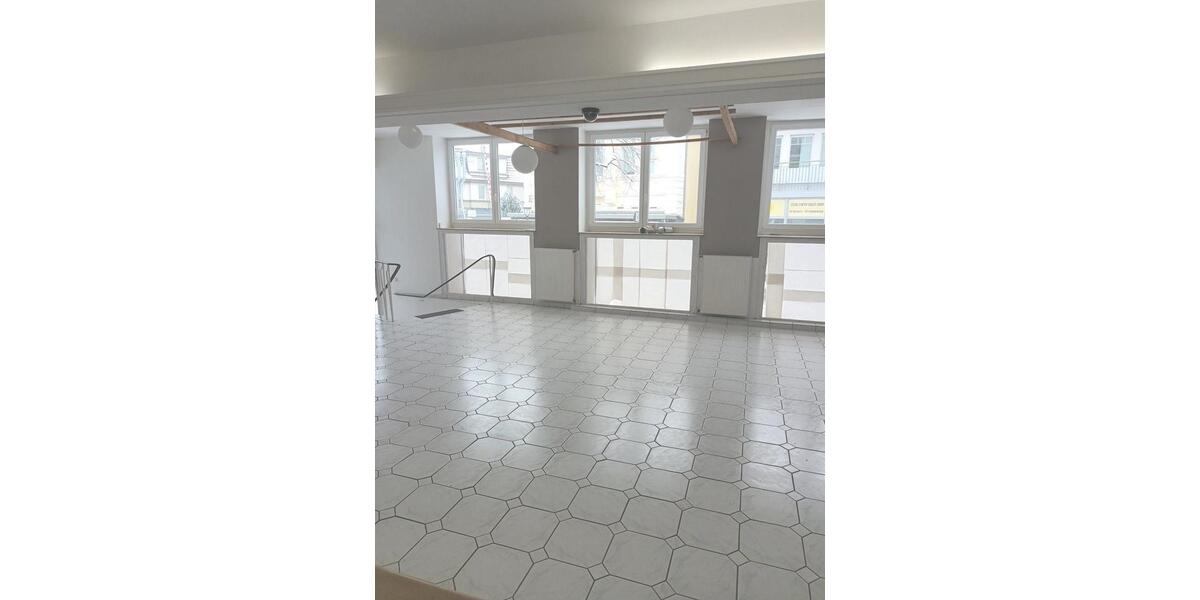 Gewerbeobjekt Bad Salzuflen Ehrsen-Breden - 690&euro; | Angebot:25055070