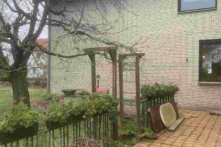 Haus Espelkamp Frotheim - 8 Zimmer, 214 m&sup2;, 225.000&euro; | Angebot:25777036