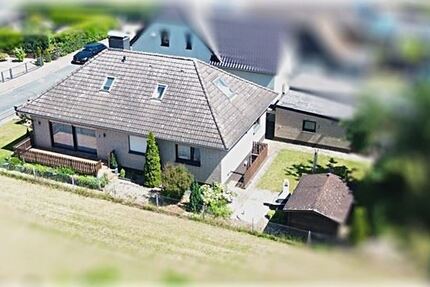 Vielseitiges Einfamilienhaus mit viel Platz und Potenzial in zentraler Lager von Stolzenau - Haus Stolzenau | Angebot:26858113