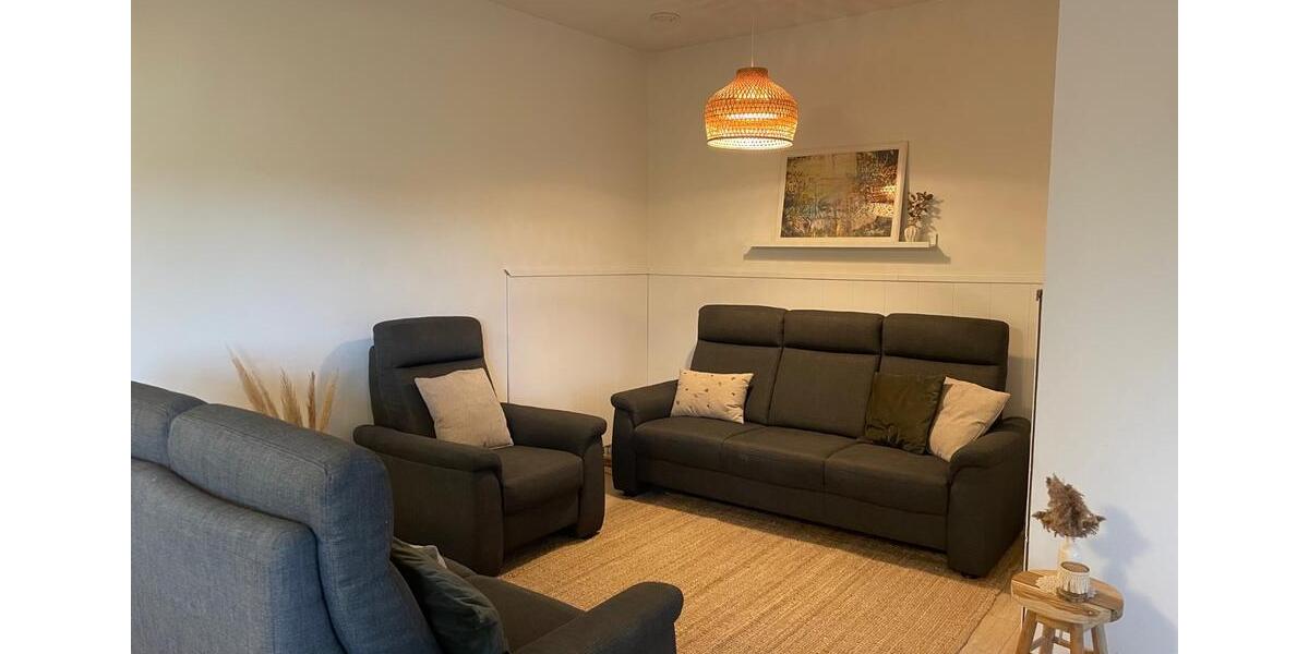 Einfamilienhaus Espelkamp - 7 Zimmer, 360 m&sup2;, 430.000&euro; | Angebot:26698963