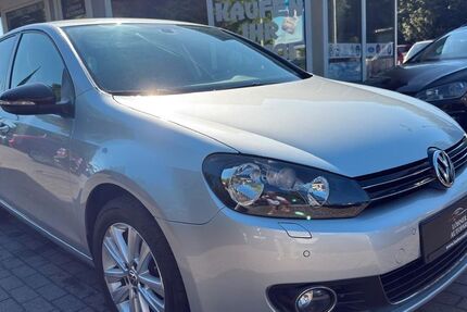 VW Golf 110.406 km 7.999 &euro; Löhne 32584