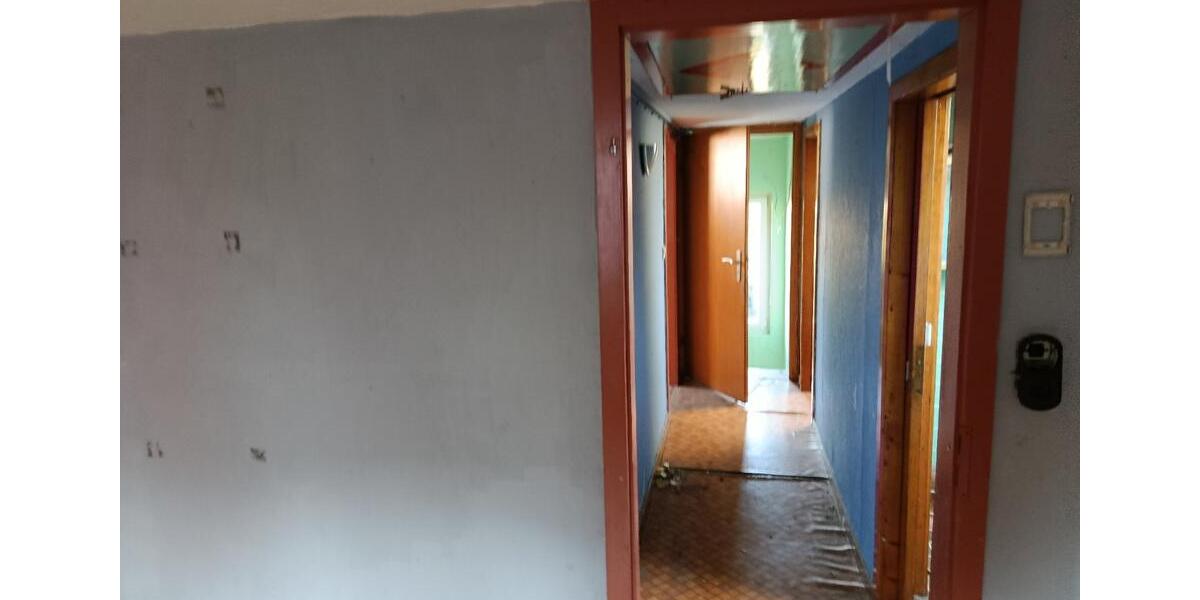 Einfamilienhaus Obernkirchen - 7 Zimmer, 143 m&sup2;, 100.000&euro; | Angebot:25351782