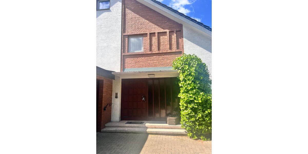 Einfamilienhaus Löhne - 10 Zimmer, 166 m&sup2;, 355.000&euro; | Angebot:21478932