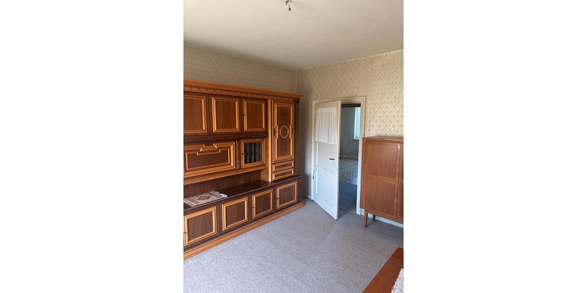 Mehrfamilienhaus, Wohnhaus Herford Falkendiek - 8 Zimmer, 170 m&sup2;, 210.000&euro; | Angebot:25452132