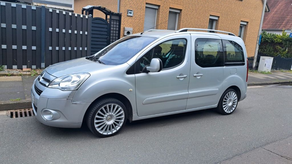 Citroen Berlingo 189.900 km 4.780 &euro; Löhne 32584