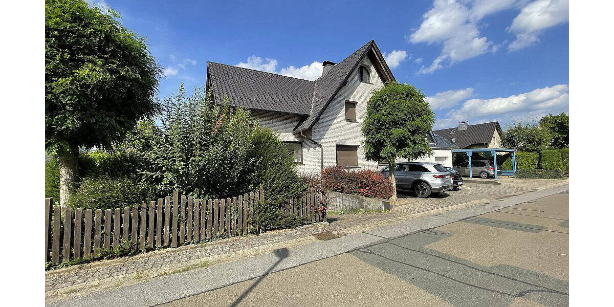 Etagenwohnung Minden Haddenhausen - 6 Zimmer, 202 m&sup2;, 197.500&euro; | Angebot:25662359