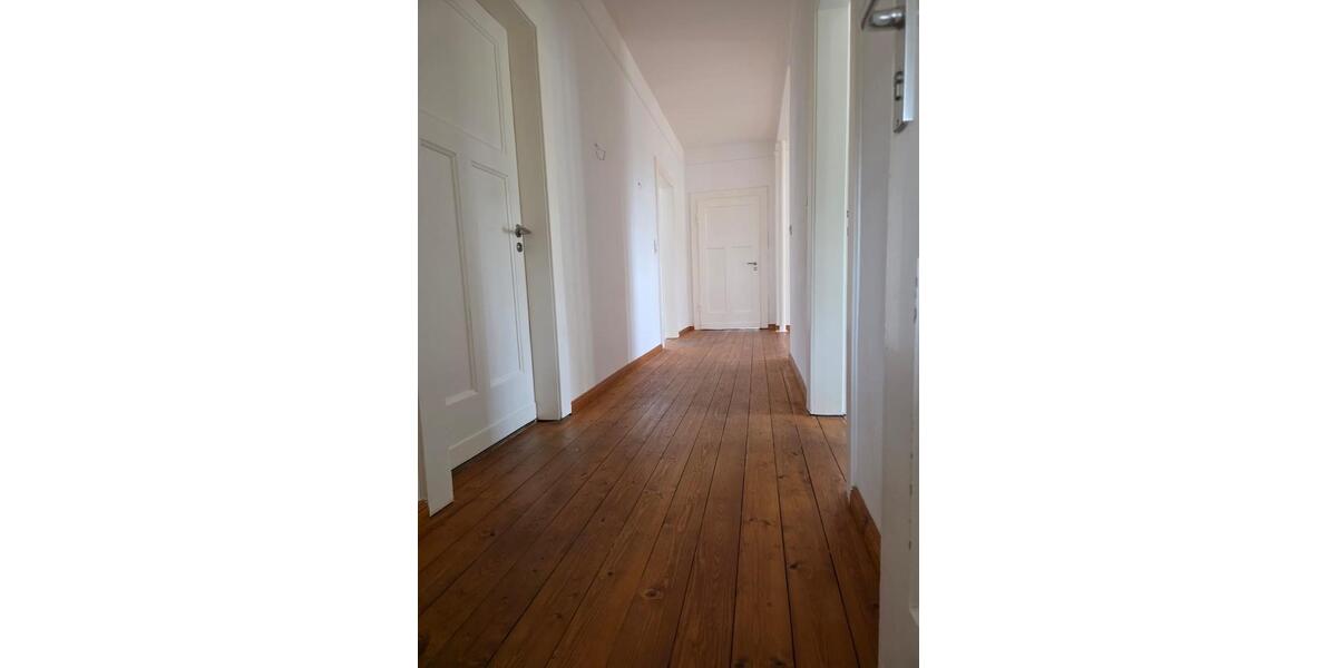 Dachgeschoßwohnung Porta Westfalica - 2.5 Zimmer, 90 m&sup2;, 750&euro; | Angebot:25353890