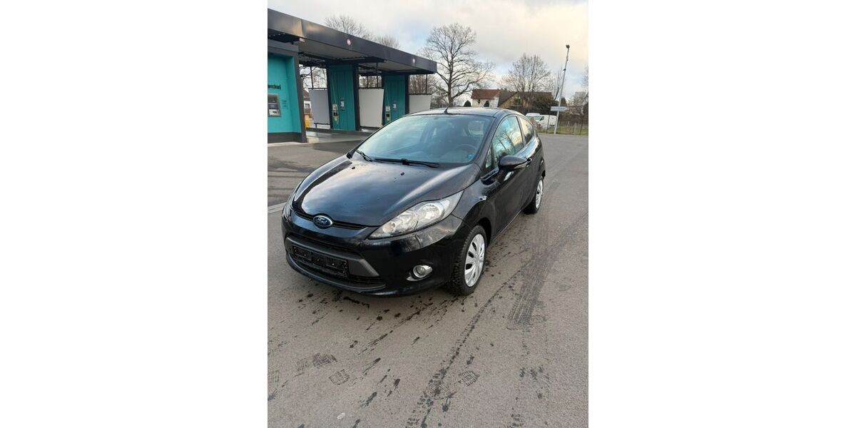Ford Fiesta 153.720 km 2.800 &euro; Löhne 32583