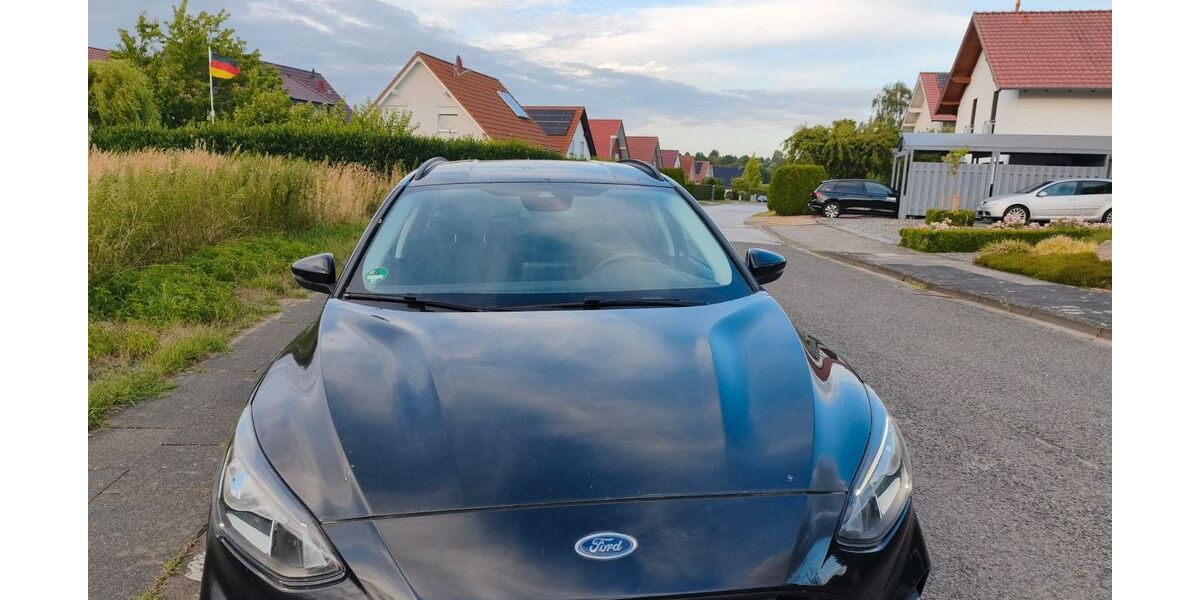 Ford Focus 108.000 km 10.500 &euro; Bad Oeynhausen 32547