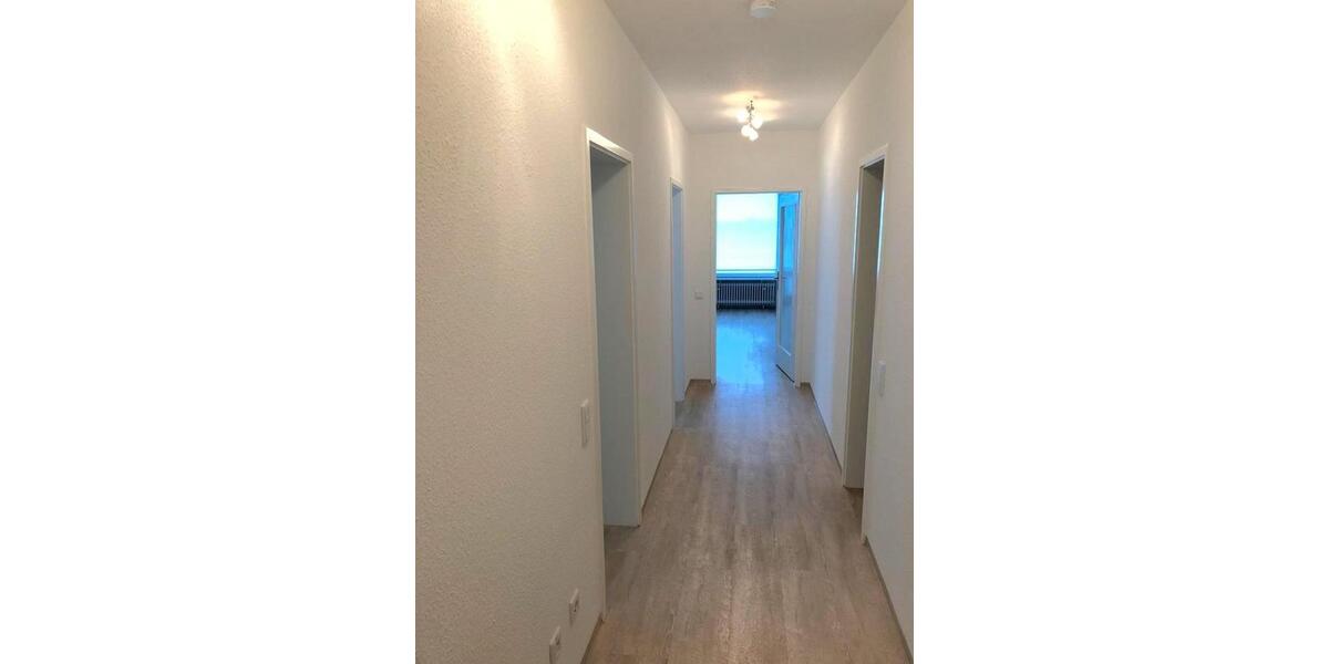 Etagenwohnung Bad Salzuflen - 2 Zimmer, 69 m&sup2;, 650&euro; | Angebot:25937224